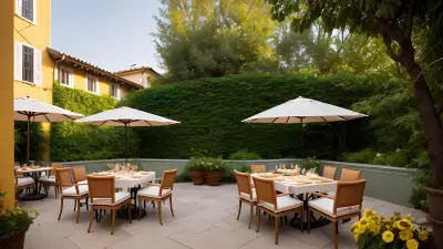 Al Fresco Pasta Perfection A Food Photographer's Dream on the Restaurant Terrace