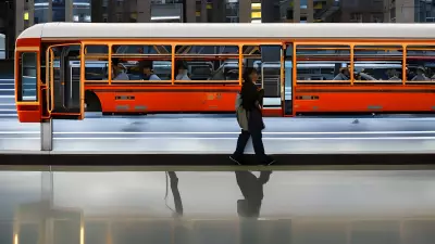 Painting Bus Bound Reflections An Eco Friendly Exploration of Daily Commute