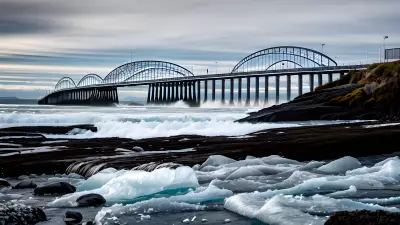 Icy Hideaway A Modern Take on Bridging the Beach