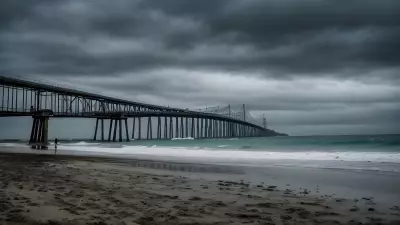 Moody Tales at the Bridge Towards the Ocean