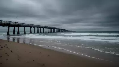 Moody Tales at the Bridge Towards the Ocean