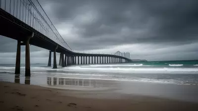 Moody Tales at the Bridge Towards the Ocean