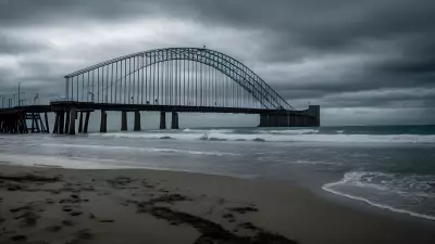 Moody Tales at the Bridge Towards the Ocean