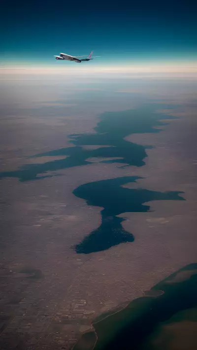 Stillness in the Sky An Abstract Look at Airplanes   Inspired by Vija Celmins