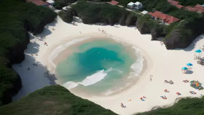 Sandy Shades   A Beach on Canvas