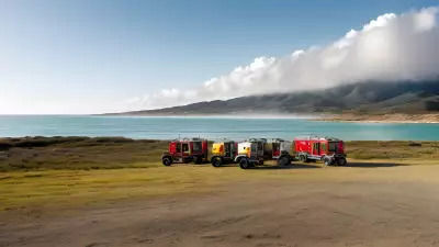 Vivid Scenes of the Ocean Full of Energy and Embracing the Colorful Mist Enable Wanderers to Dance Trip hop without Worrying about Reality