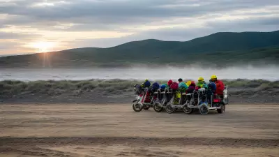 Vivid Scenes of the Ocean Full of Energy and Embracing the Colorful Mist Enable Wanderers to Dance Trip hop without Worrying about Reality