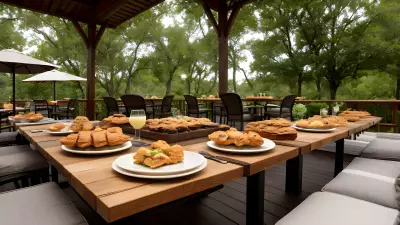 Delicious Outdoor Pastries for a Relaxed Dining Experience