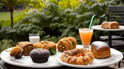 Delicious Outdoor Pastries for a Relaxed Dining Experience