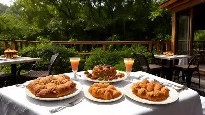 Delicious Outdoor Pastries for a Relaxed Dining Experience